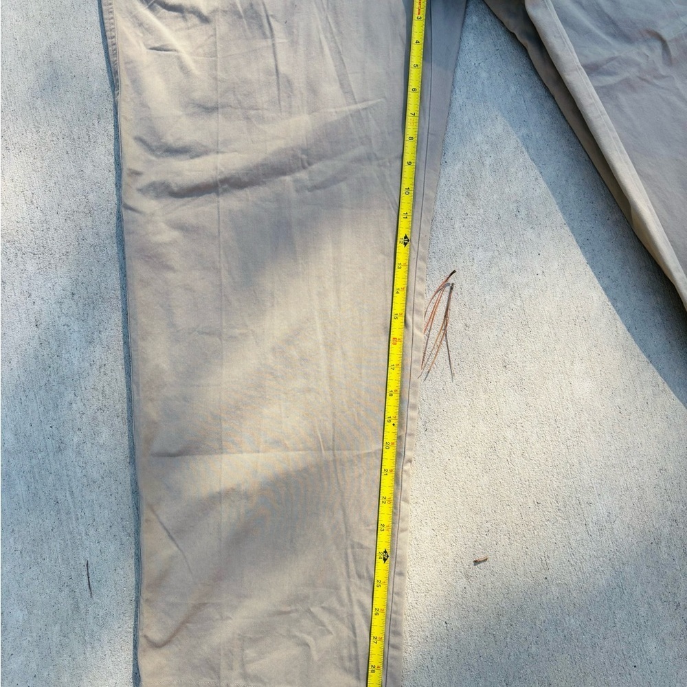 Ralph Lauren Chaps Men's Khaki Chinos size 38 * 32 with tag - Picture 6 of 10